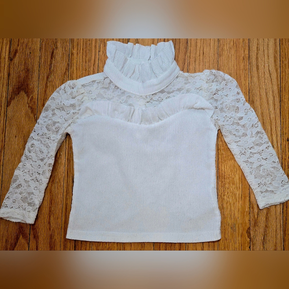 2T White Lace Elegant Long Sleeve Top